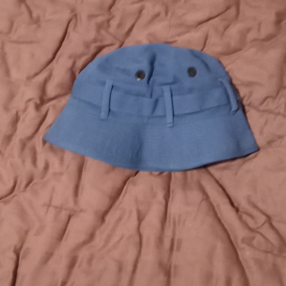Bucket hat blue